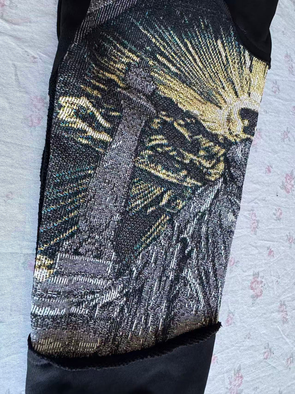 Long sleeves (mystery box)