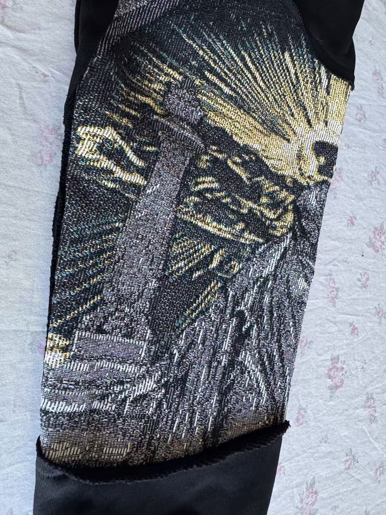 Long sleeves (mystery box)