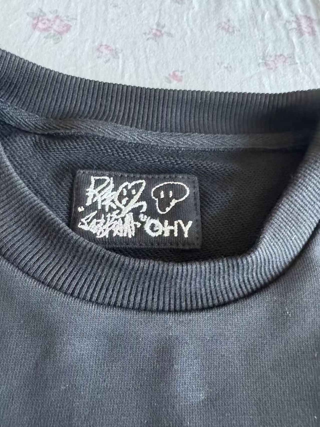 Long sleeves (mystery box)